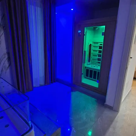 Duomo Luxury Jacuzzi Πανσιόν